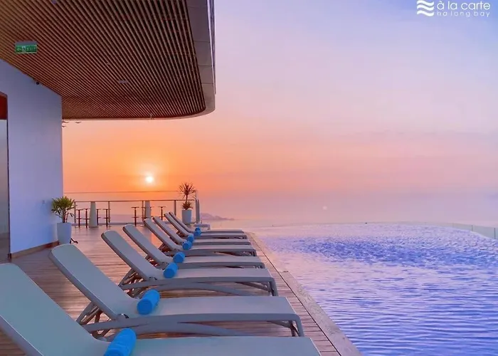 Appartement A La Carte 2pn View Truc Dien Bien 2br Front Sea View 正面海景两卧室 Ha Long